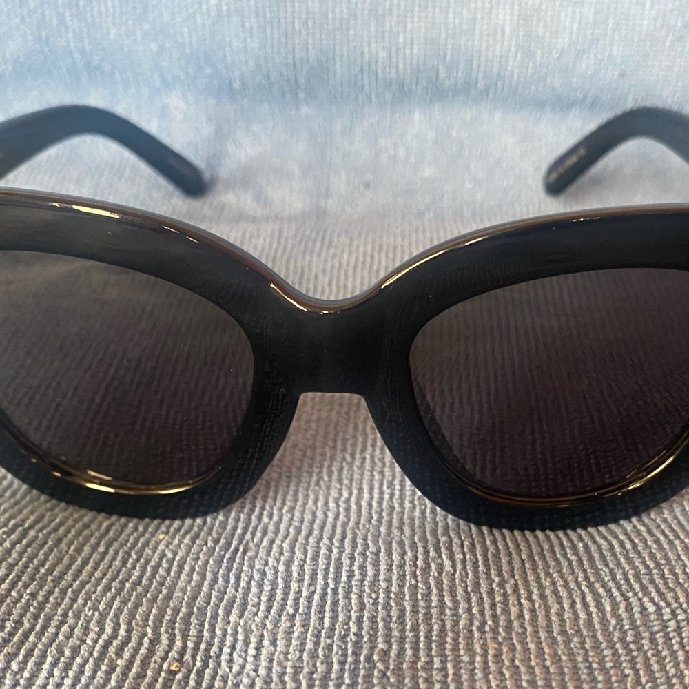 Quay Australia  Sugar and Spice sunglasses